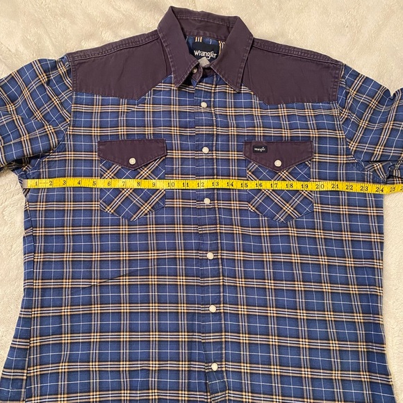 Vintage Wrangler plaid snap button long sleeve shirt - Picture 7 of 10